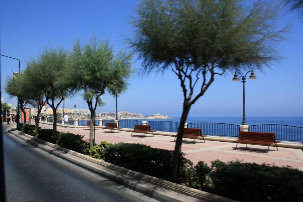 Deluxe Apartment With Valletta And Harbour Views スリーマ エクステリア 写真
