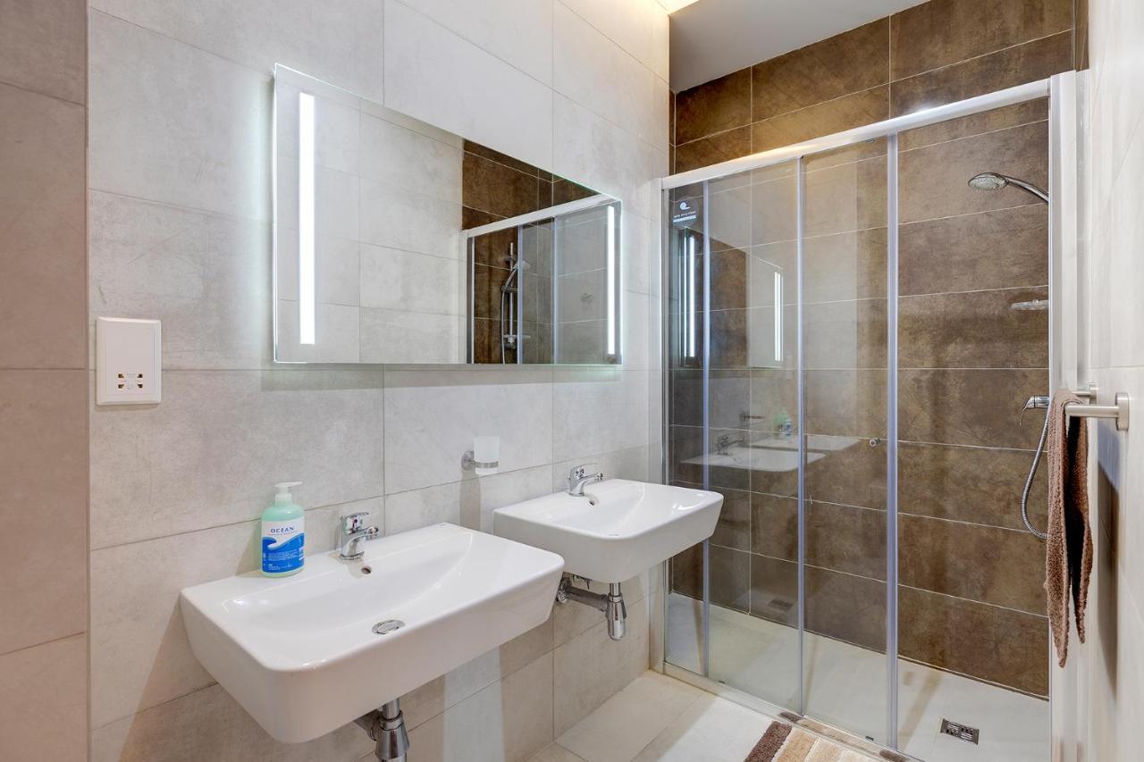 Deluxe Apartment With Valletta And Harbour Views スリーマ エクステリア 写真